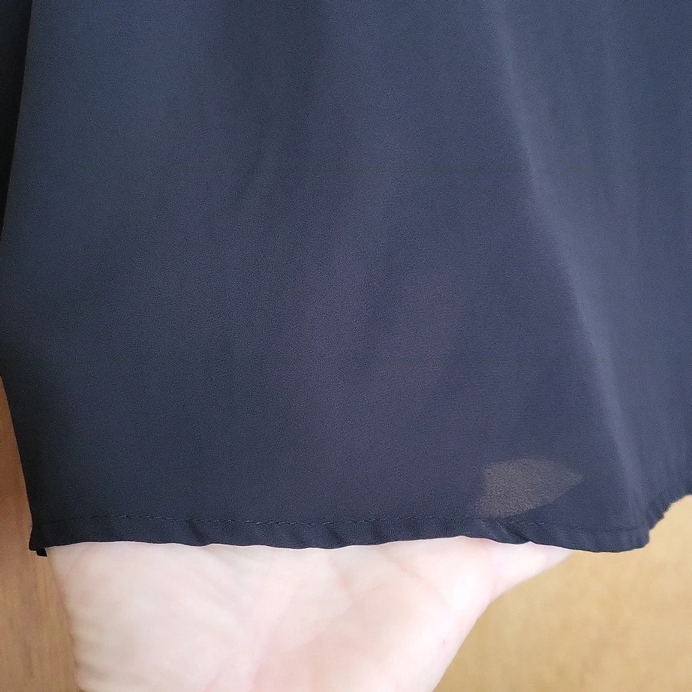 Who What Wear black chiffon style puff pleated long sleeve blouse. Med - Picture 10 of 14